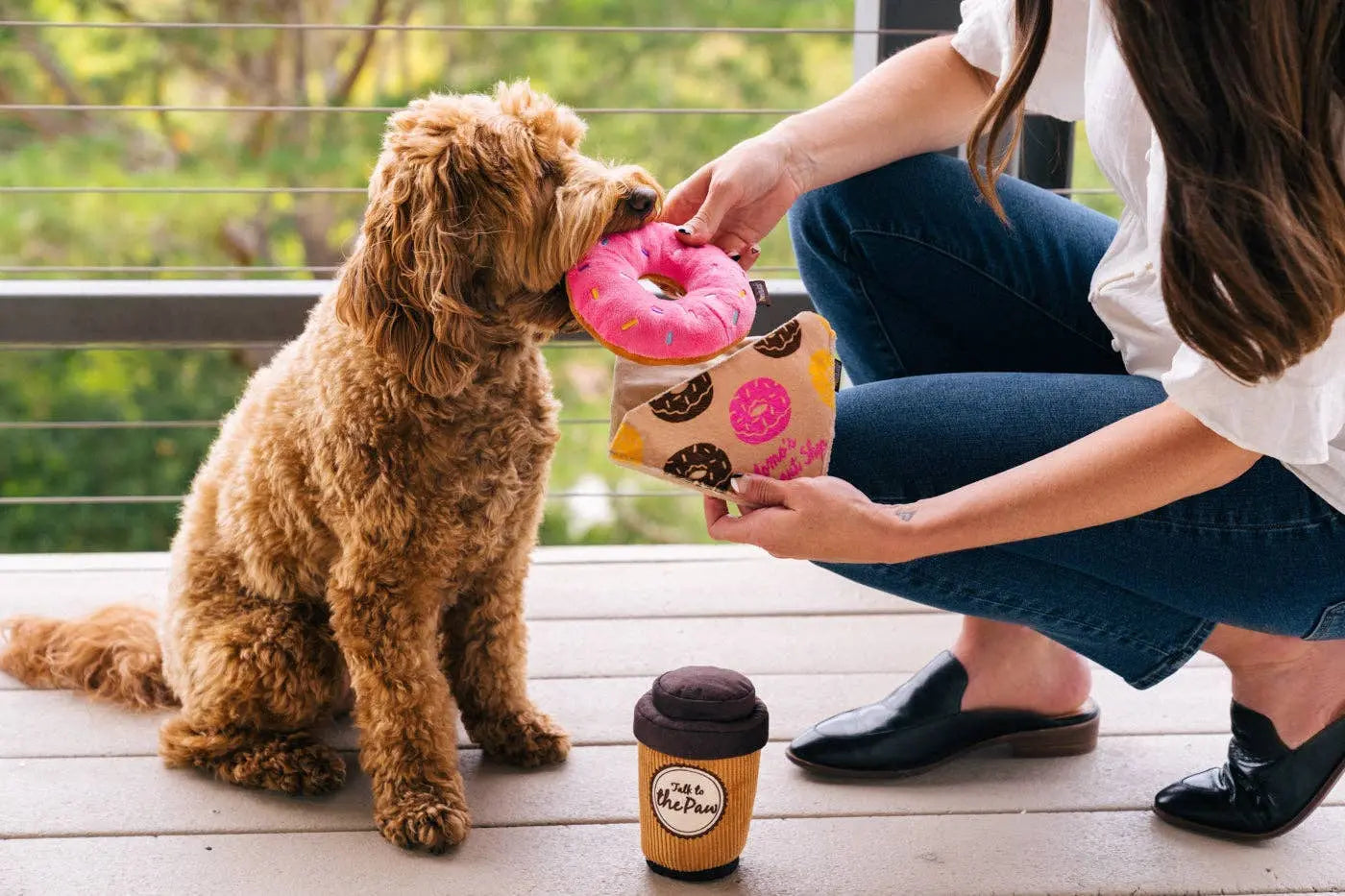 P.L.A.Y Pup Cup Cafe Doughboy Donut: M