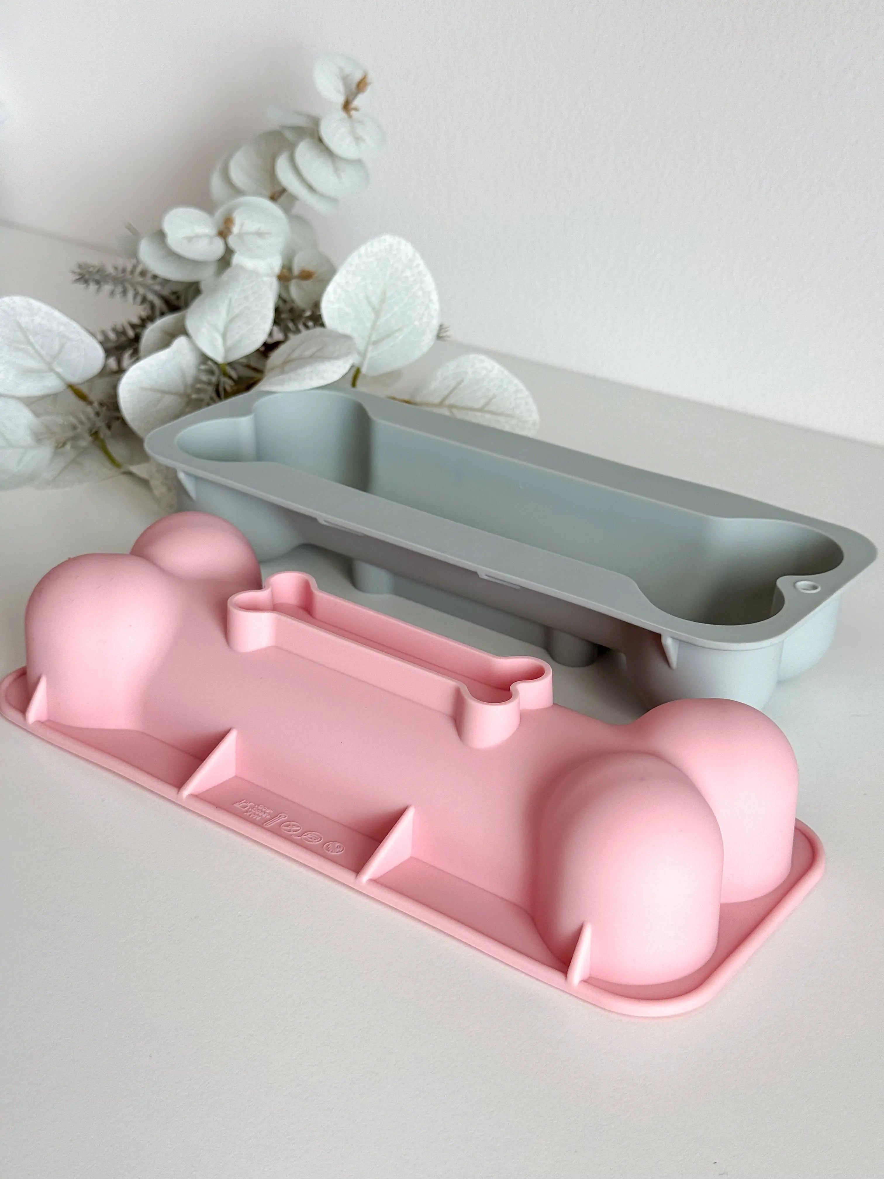 🎂🐾 XL Bone – silikonowa foremka na tort dla psa: Pink