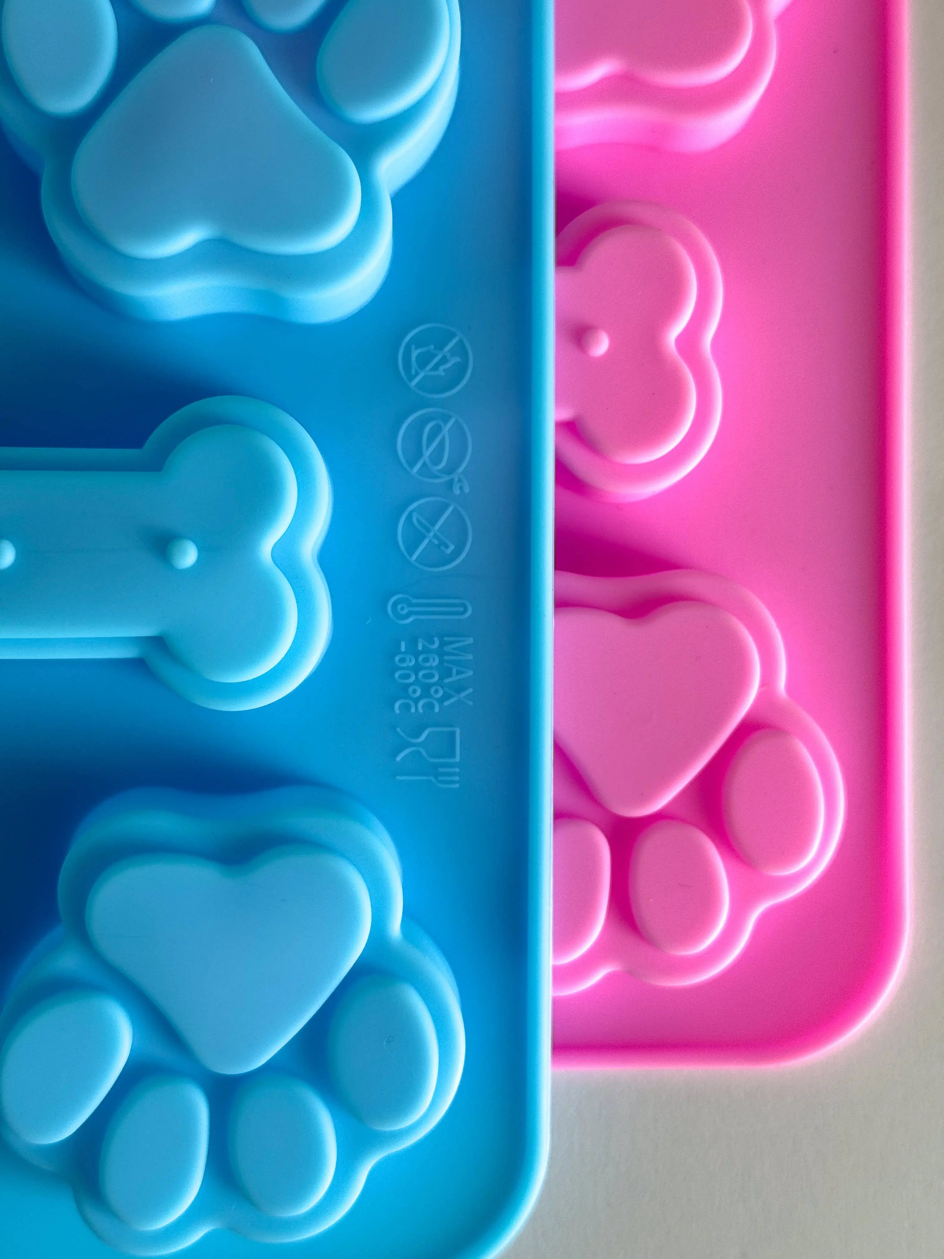 Paw & Bone Ice Cube Tray – silikonowa foremka do lodu : Pink