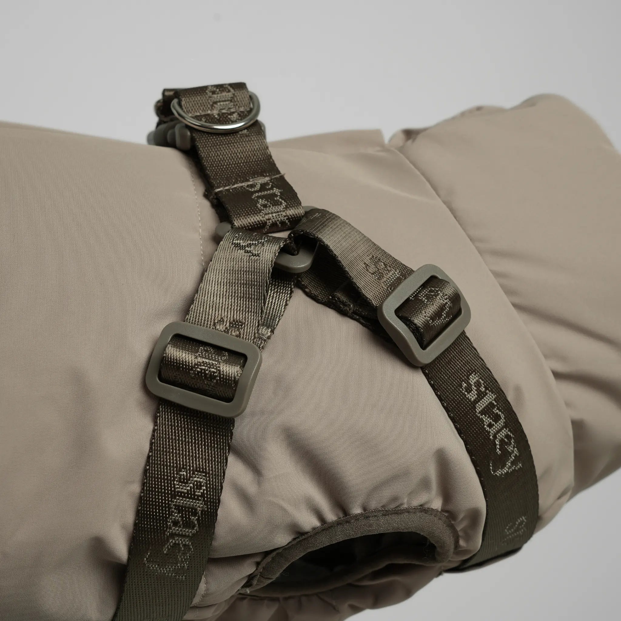 Vera Dog Coat with Harness | Sand: M Staey