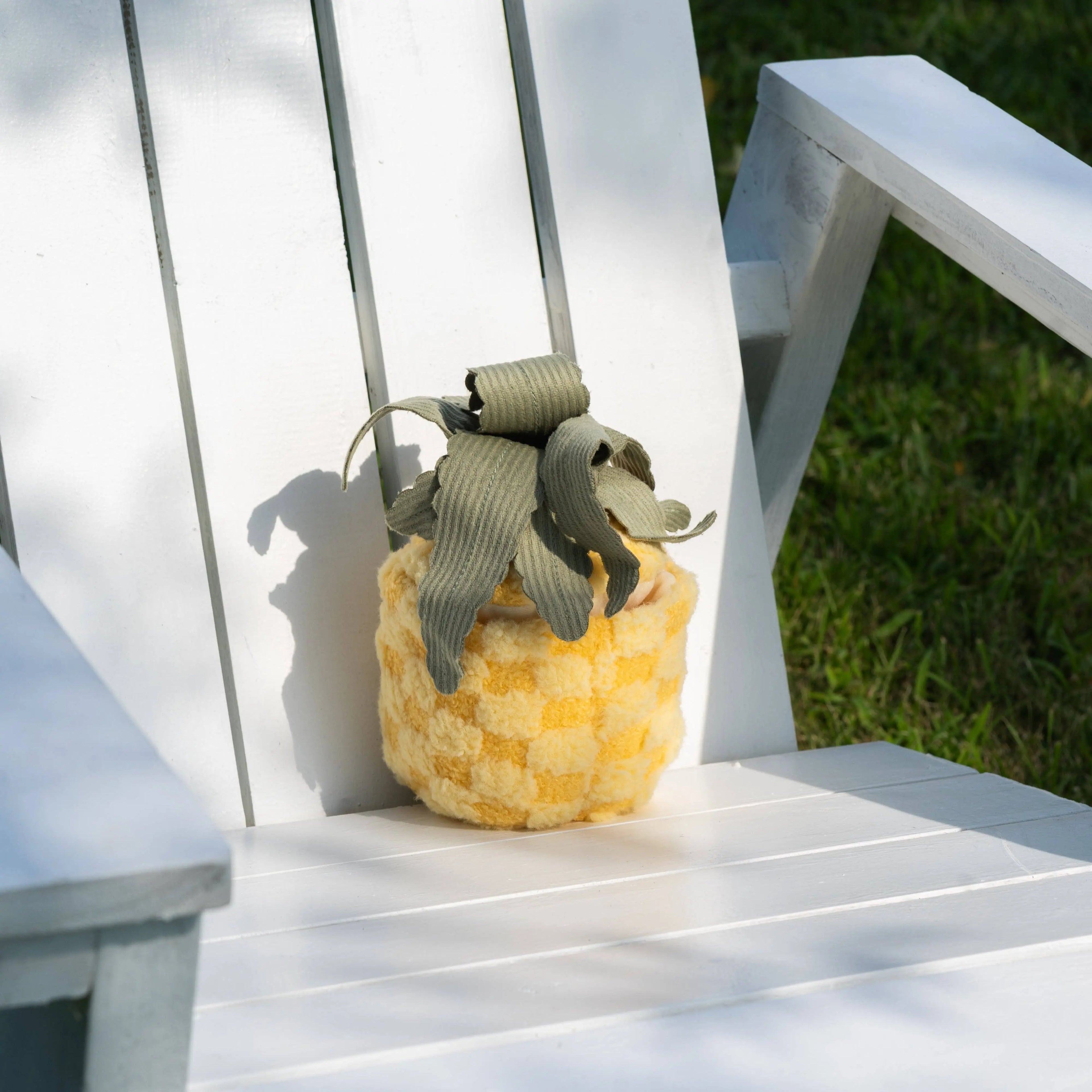 Pineapple // Zabawka edukacyjna dla psów Lambwolf