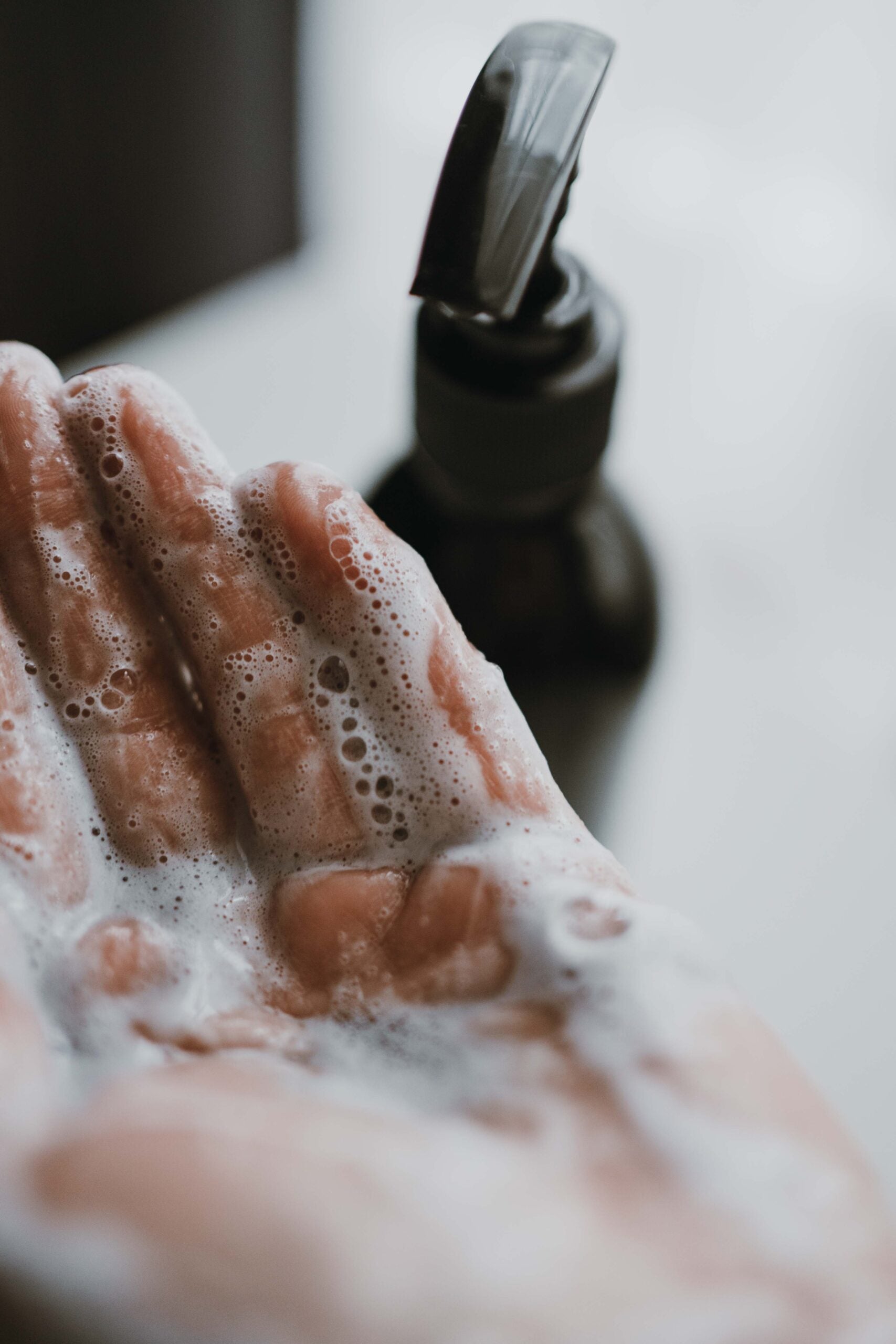 Naturalny szampon głęboko oczyszczający do wszystkich typów sierści dla psów 250ml