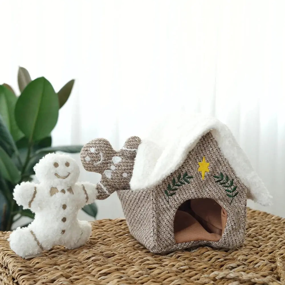 GINGERBREAD HOUSE burrow + nosework