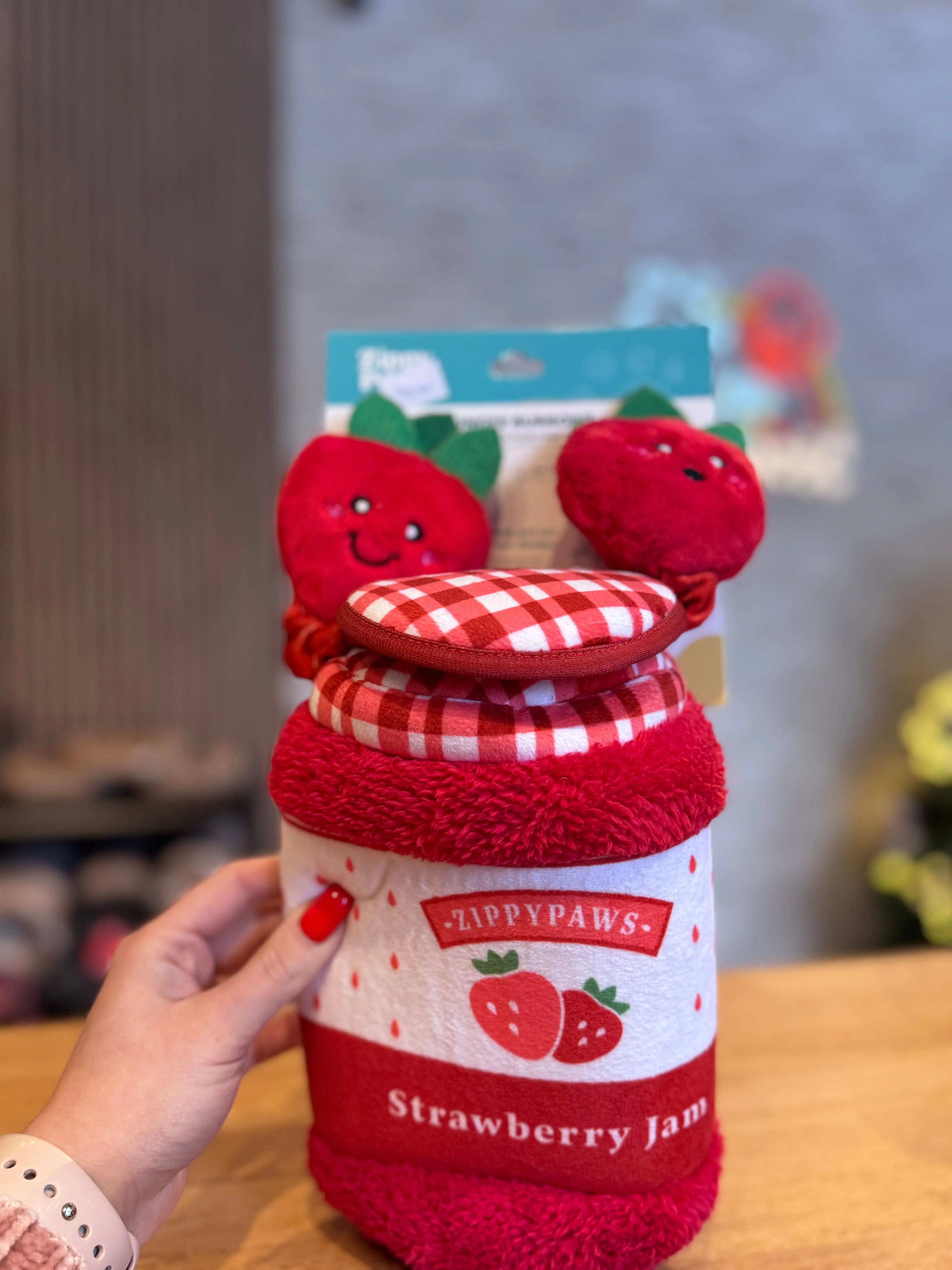 Zippy Paws Bungee Burrow® – Strawberry Jam Jar ZippyPaws