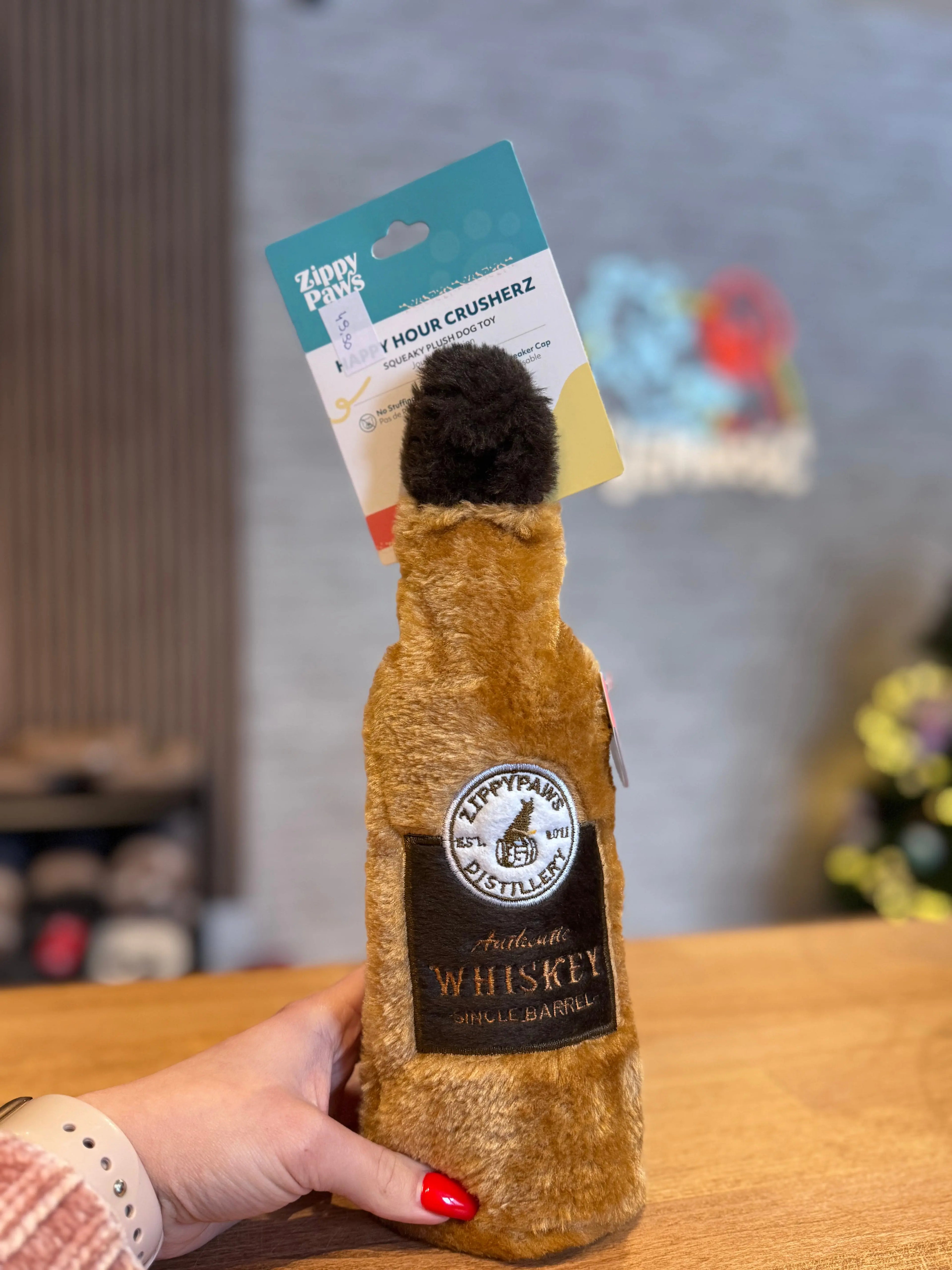 Zippy Paws Happy Hour Crusherz – Whiskey ZippyPaws