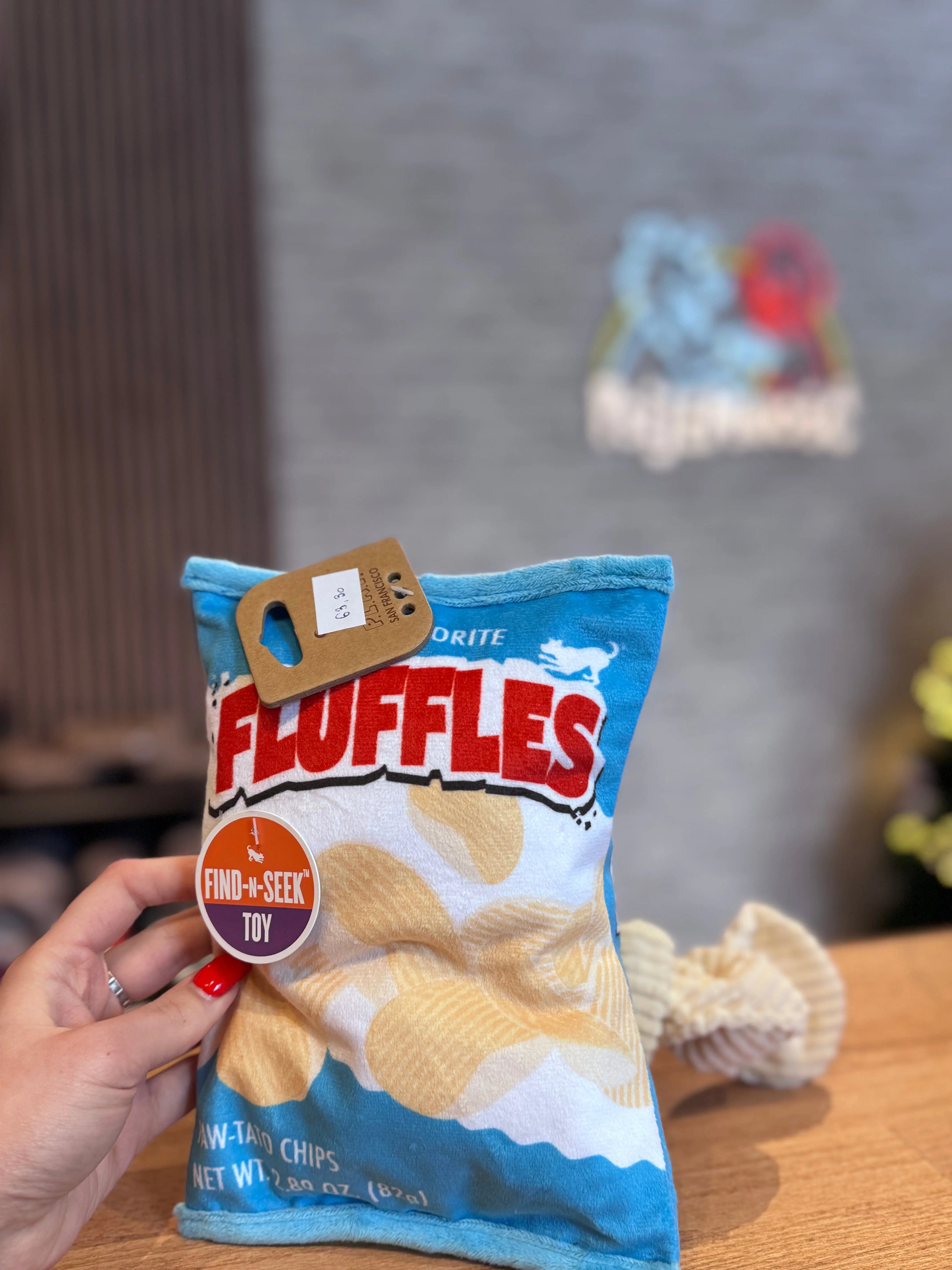 P.L.A.Y Snack Attack Fluffles Chips M Zabawka dla psa P.L.A.Y