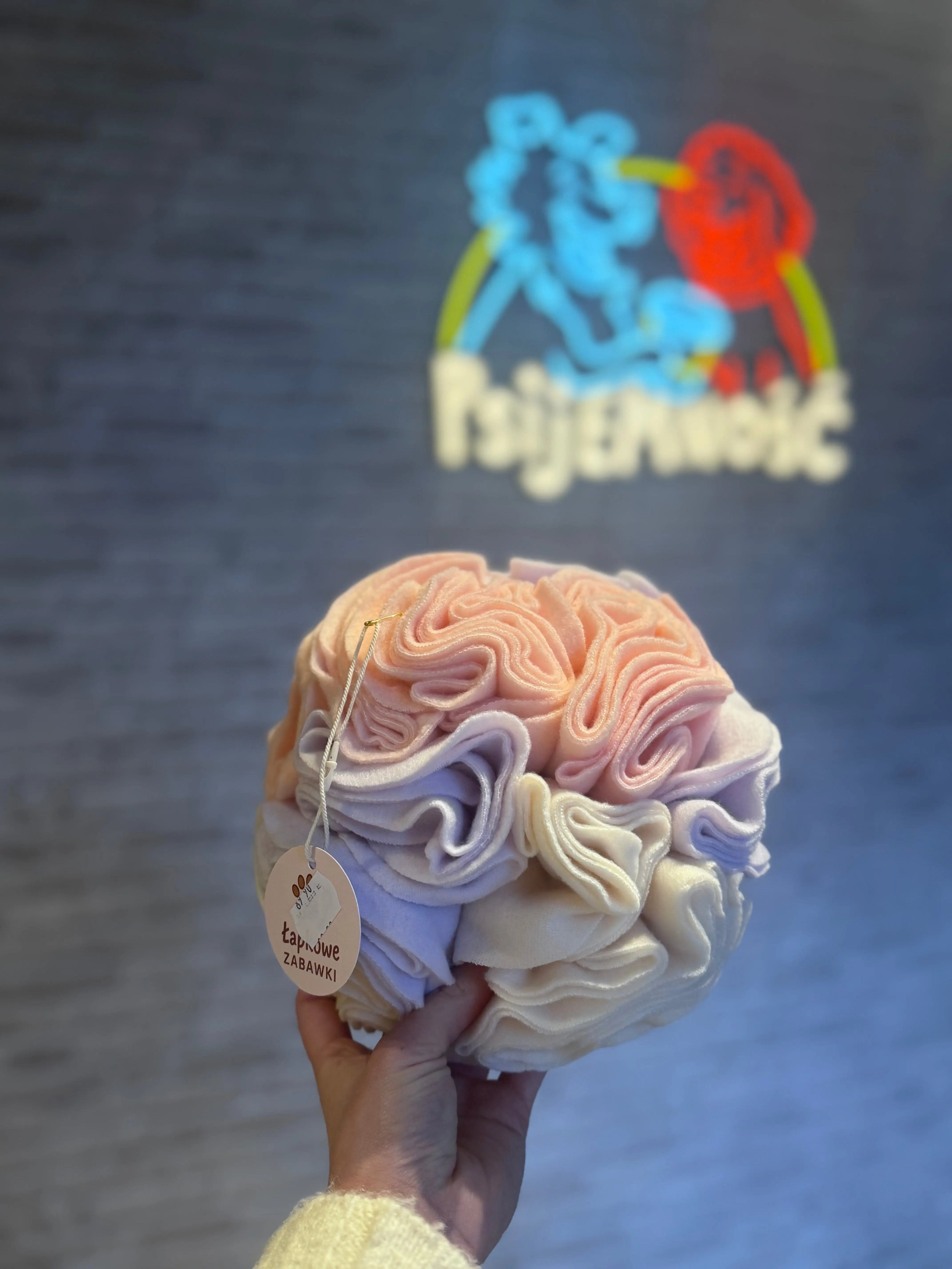 Kula węchowa Marshmallows M średnica 20cm Łapkowe zabawki