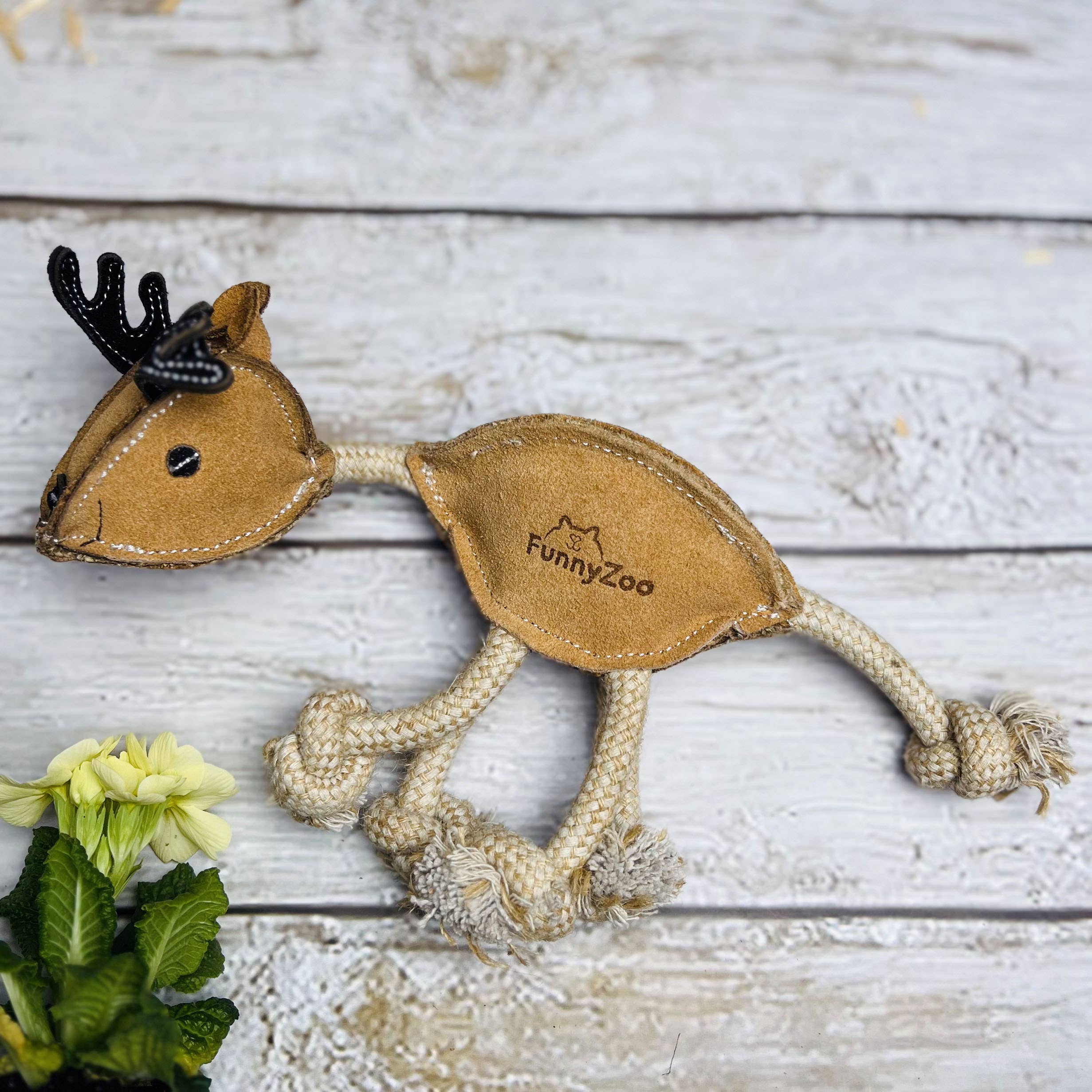 REINDEER – naturalna zabawka dla psa z miękkiego zamszu 🦌