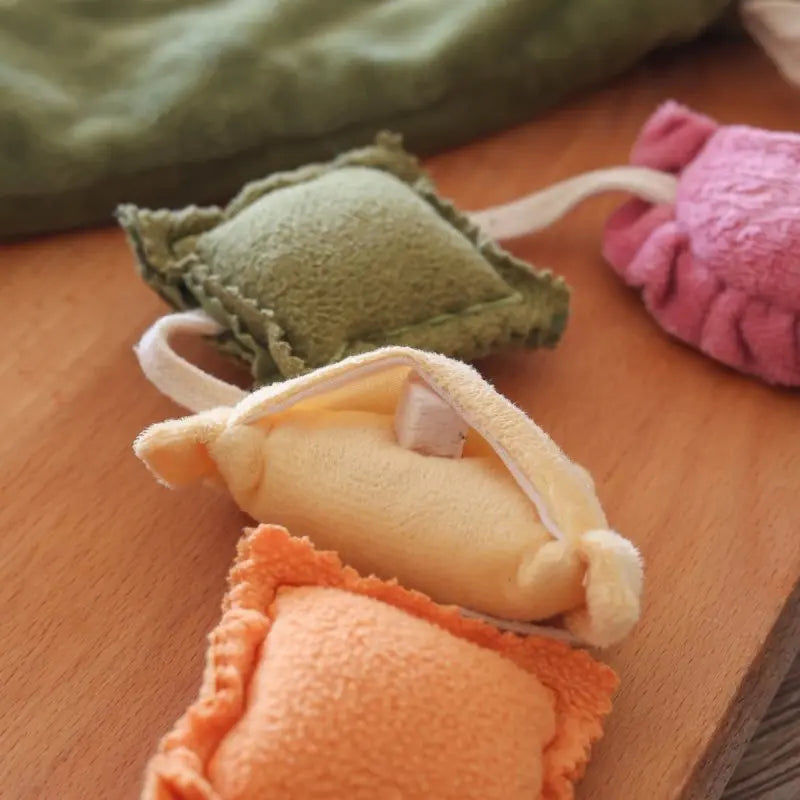 Pups & Bubs RAVIOLI zabawka węchowa Pups & Bubs