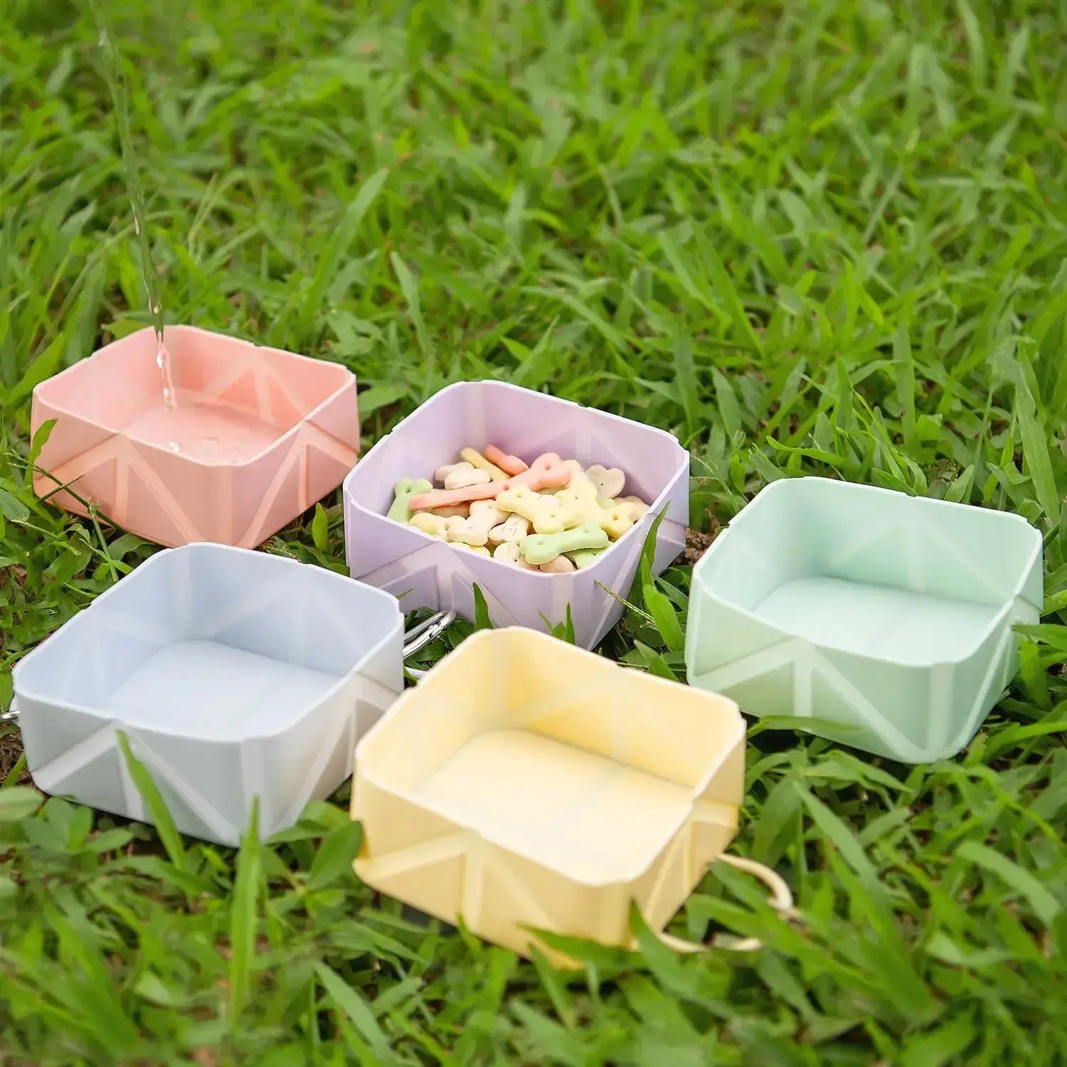 Pastel Travel Bowl – składana miska podróżna dla psa (Blue)