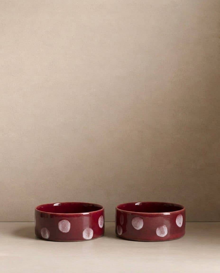 Pop Dots Stoneware Pet Bowl 16,5cm Burgundy