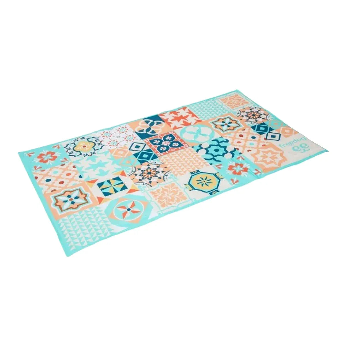 Freedog – Tiles 90x50cm – Mata chłodząca – packshot produktu na białym tle