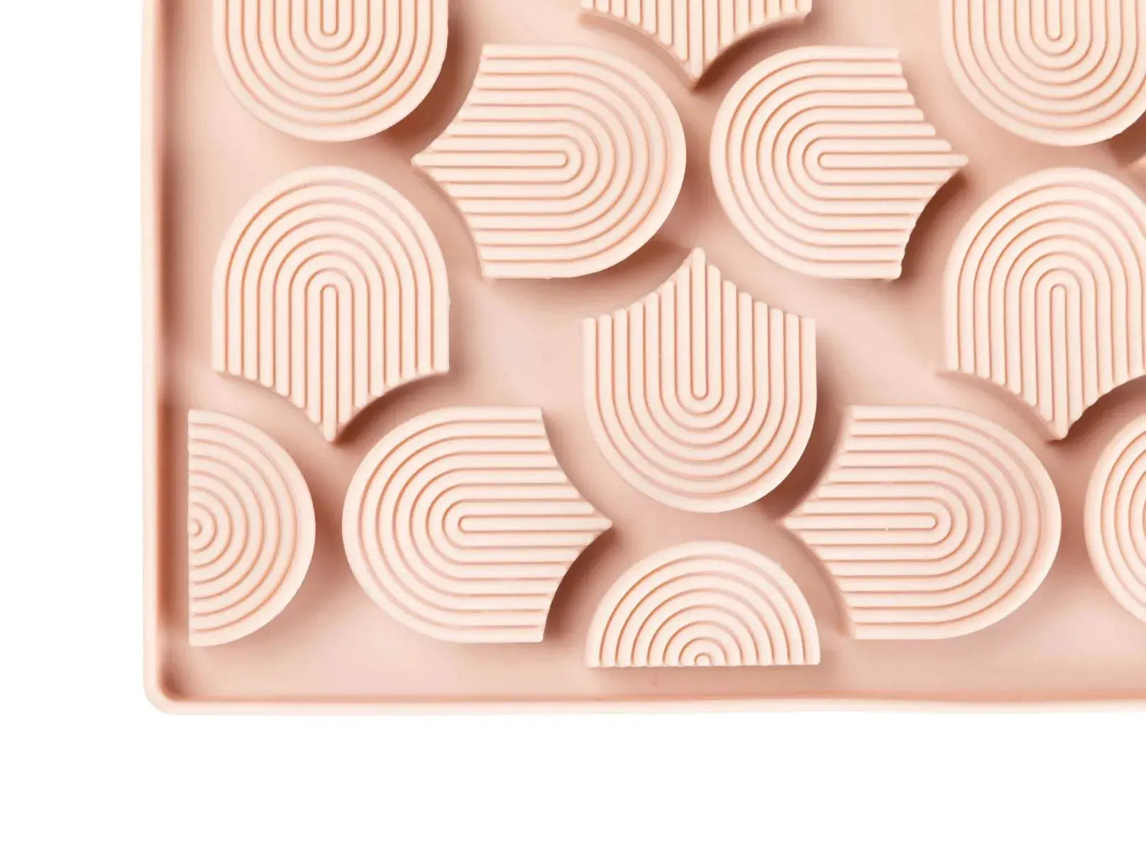 FuzzYard Life Hide & Treat Mat - Soft Blush FuzzYard
