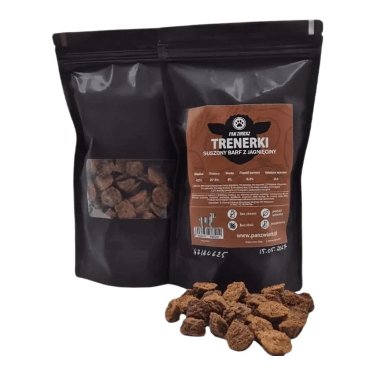Trenerki -SUSZONY BARF Z JAGNIĘCINY 250g – packshot produktu na białym tle